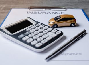 自動車保険の正しい選び方は？補償内容や対象などのポイントを紹介サムネイル